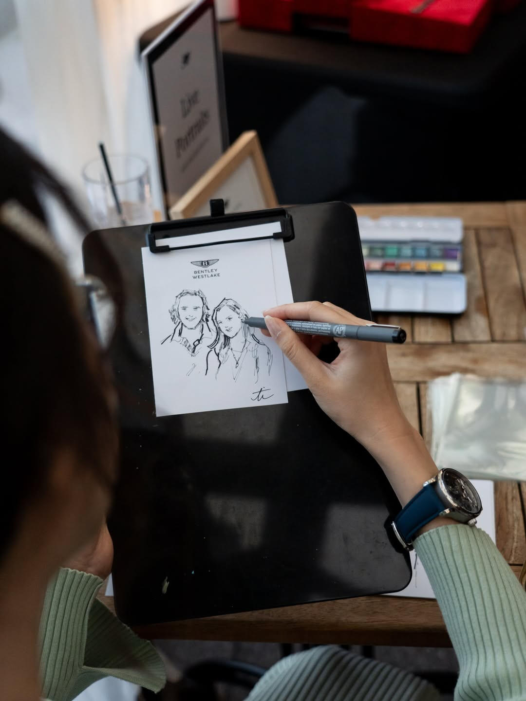 Live Illustration